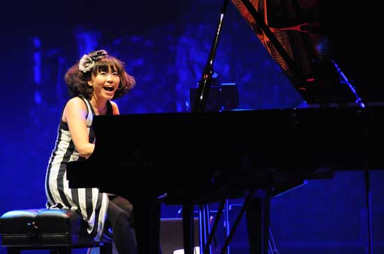 Hiromi Uehara photo by Hideo Nakajima