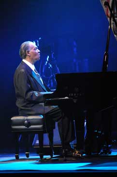 McCoy Tyner photo by Rieko Oka