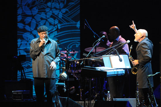 Al Jarreau photo by (c)�����p�Y�^(c)Hideo Nakajima�@(c)TOKYO JAZZ FESTIVAL 2010