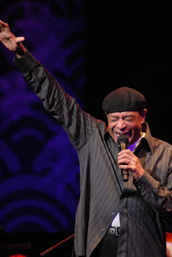 Al Jarreau by (c)�� ���b�q�^(c)Rieko Oka�@(c)TOKYO JAZZ FESTIVAL 2010