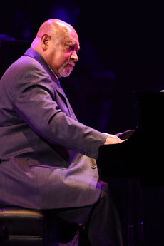 photo by (c)�� ���b�q�^(c)Rieko Oka�@(c)TOKYO JAZZ FESTIVAL